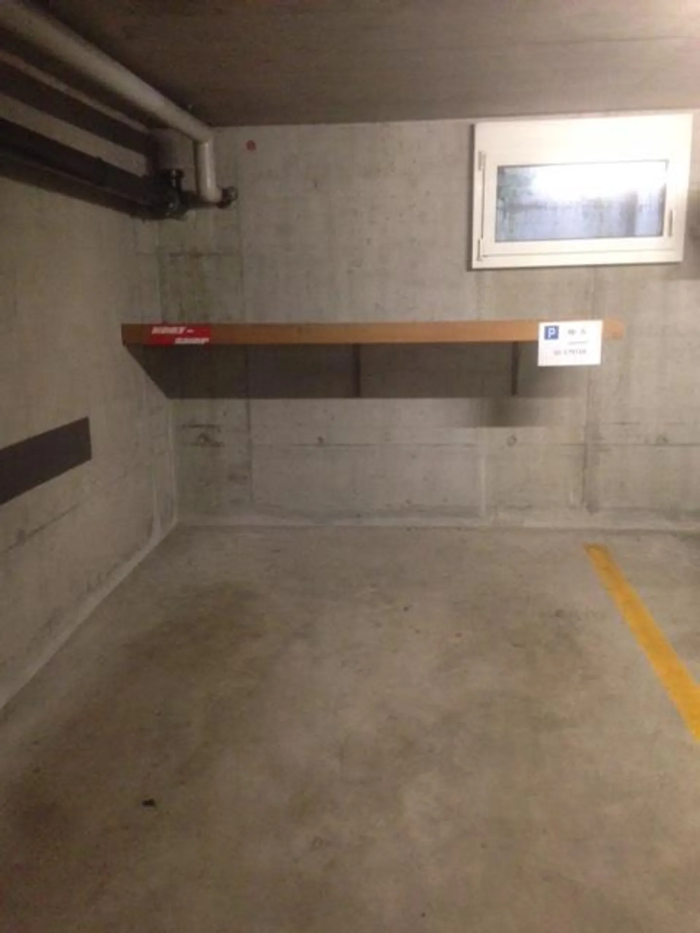 Espace de stationnement - Photo 1 sur 1