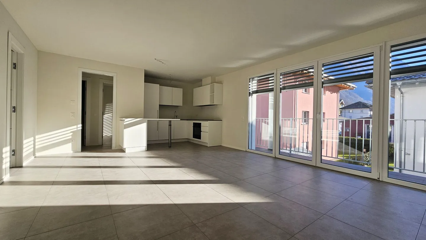 Appartamento moderno con giardino - Foto 7 di 12