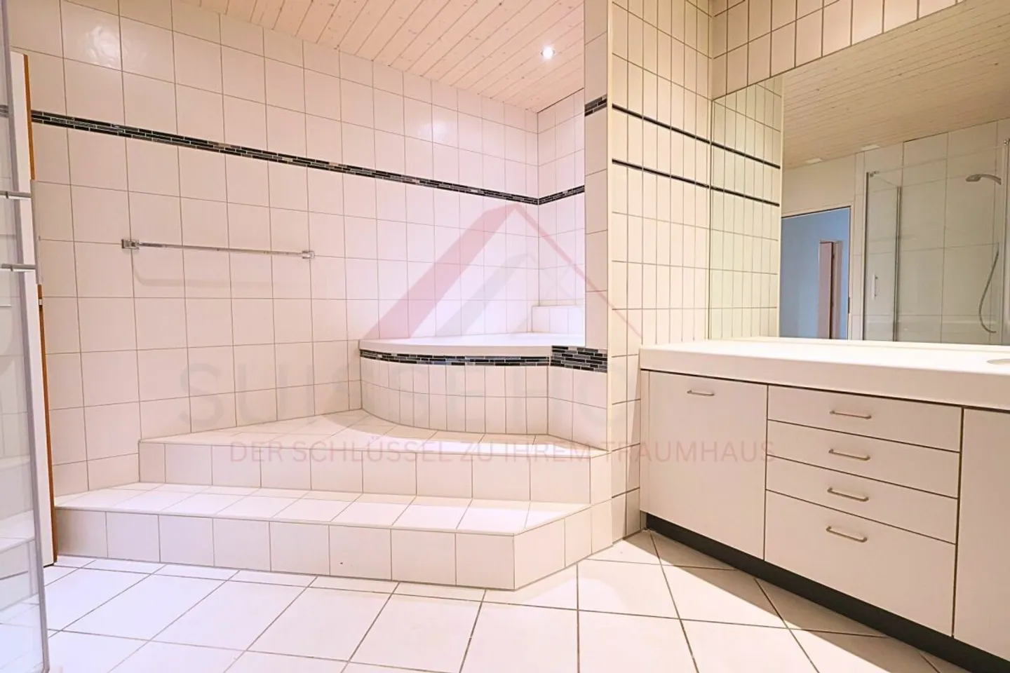 Proprietà residenziale e commerciale a Thörishaus - edificio atrio attraente con potenziale di utilizzo versatile - Foto 16 di 23