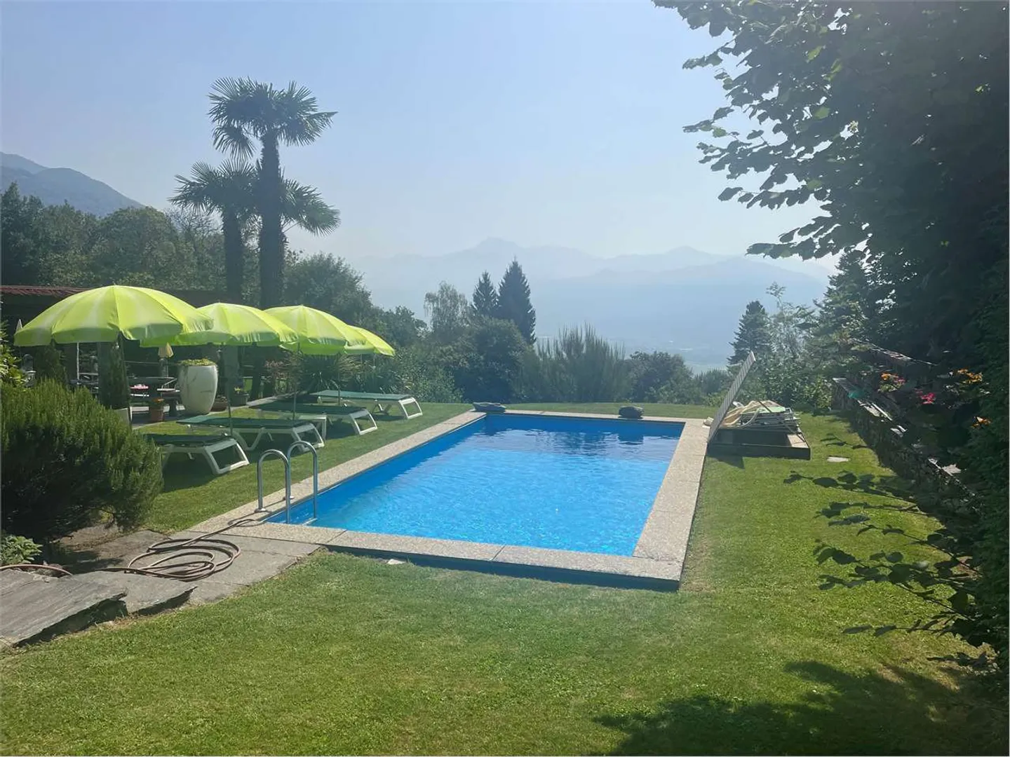 Casa indipendente con piscina e vista - Foto 2 di 13