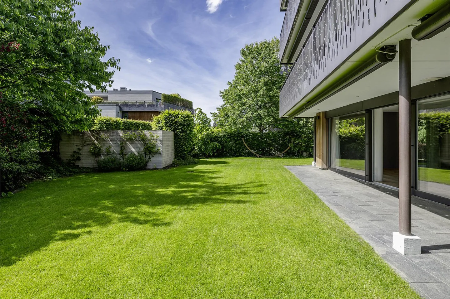 Familienparadies mit Garten - Foto 2 von 9