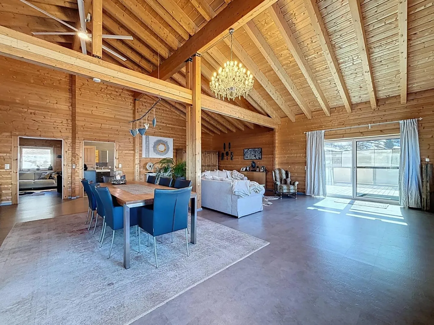 Luxuriöses Chalet mit Panoramablick - Foto 4 von 13