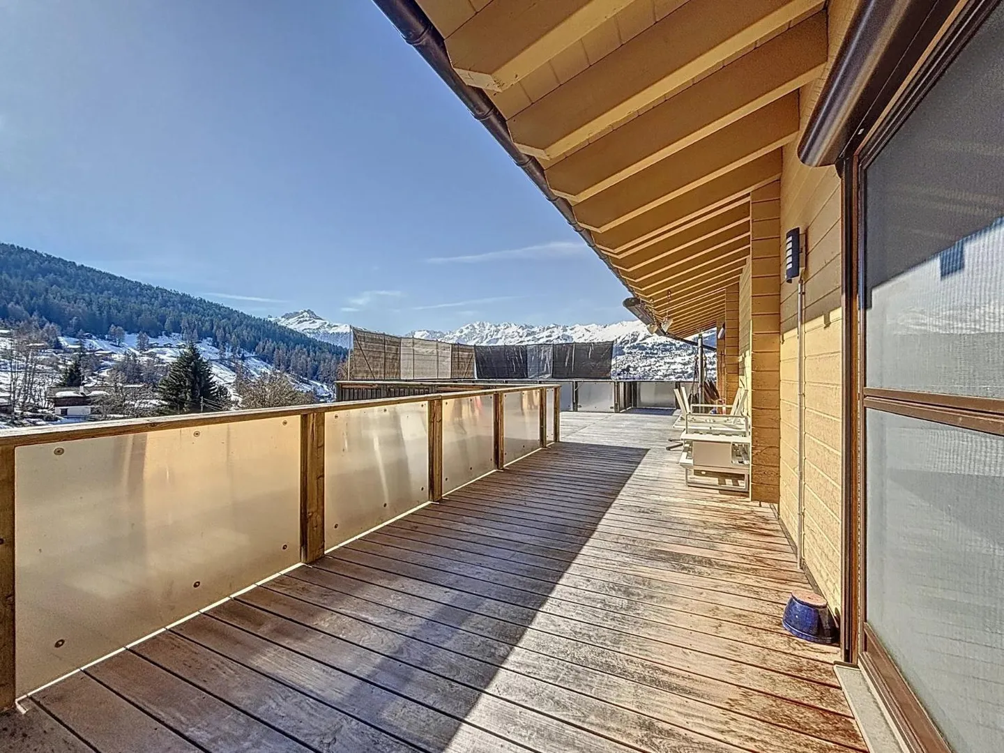 Luxuriöses Chalet mit Panoramablick - Foto 8 von 13
