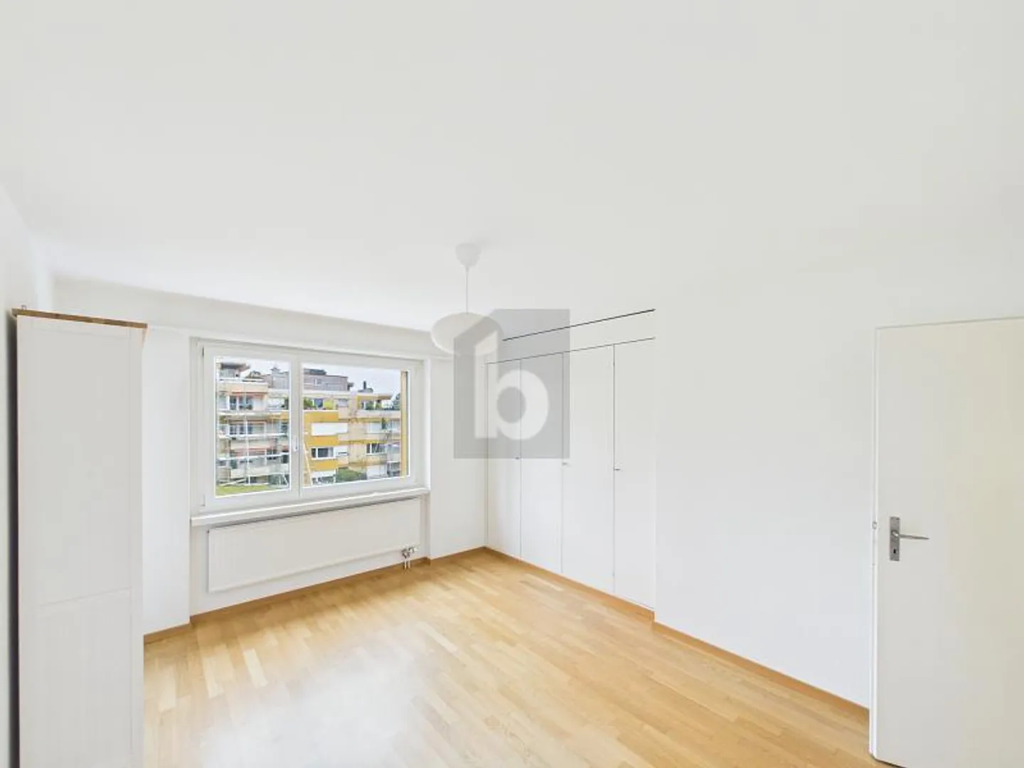 LIGHT-FLOODED WITH ATTRACTIVE VIEW - Photo 3 of 6