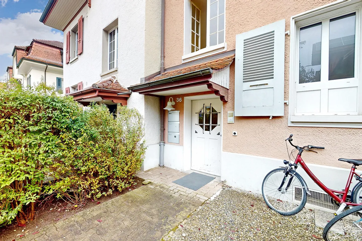 Moderne Wohnung mit Galerie - Foto 1 von 9