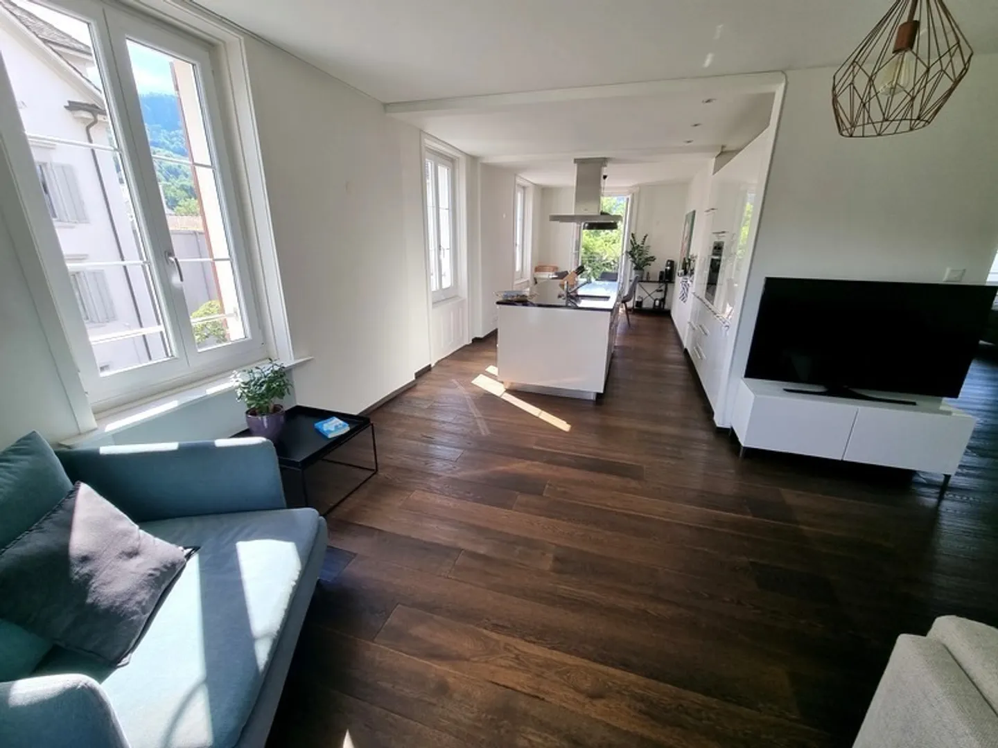 3½ ROOM APARTMENT IN ADLISWIL (ZH), FURNISHED, TEMPORARY - Photo 2 of 10