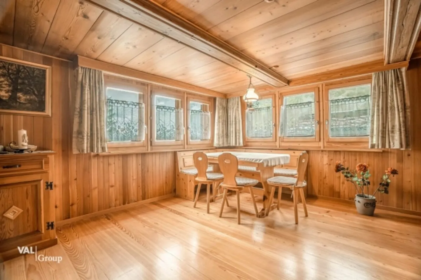 «3.5 Zimmer Wohnung in einer heimeligen Alphütte» - Foto 3 von 18