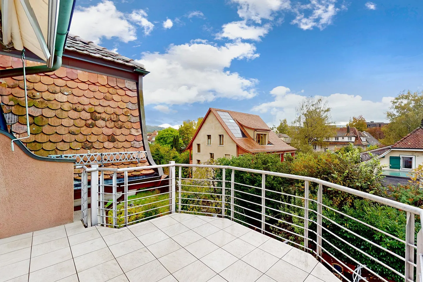 Moderne Wohnung mit Galerie - Foto 9 von 9