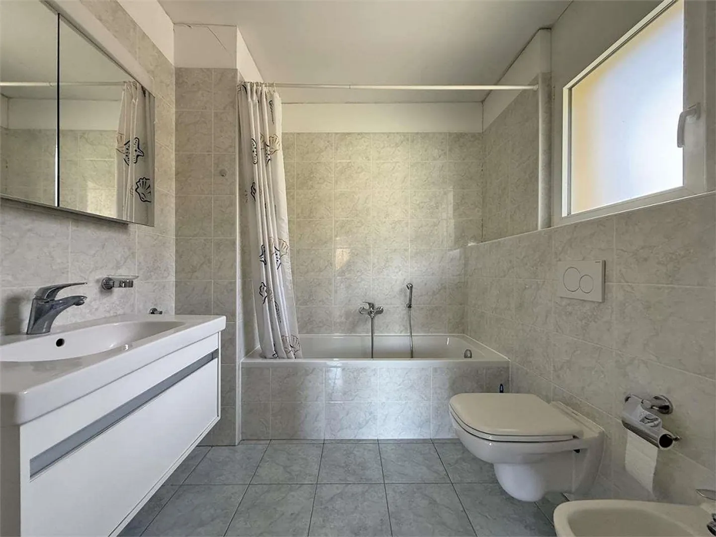 Appartamento 3.5 locali ad Agno - moderno, spazioso e con doppio balcone - Foto 6 di 9