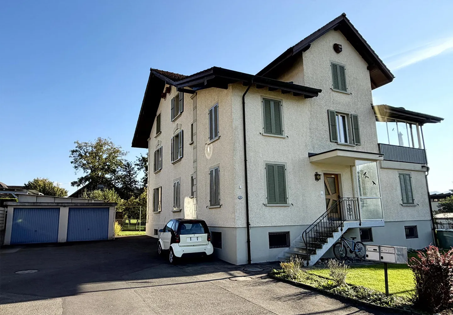 Opportunità attraente: casa bifamiliare in una posizione desiderabile a Triengen - Foto 1 di 16