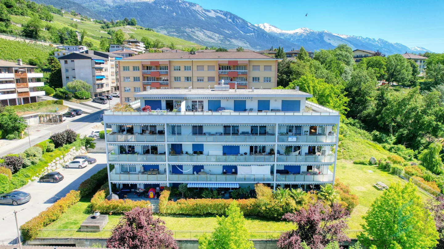 EXKLUSIV Splendid 4 ½-Zimmer-Wohnung mit geräumigem Balkon - Foto 14 von 15
