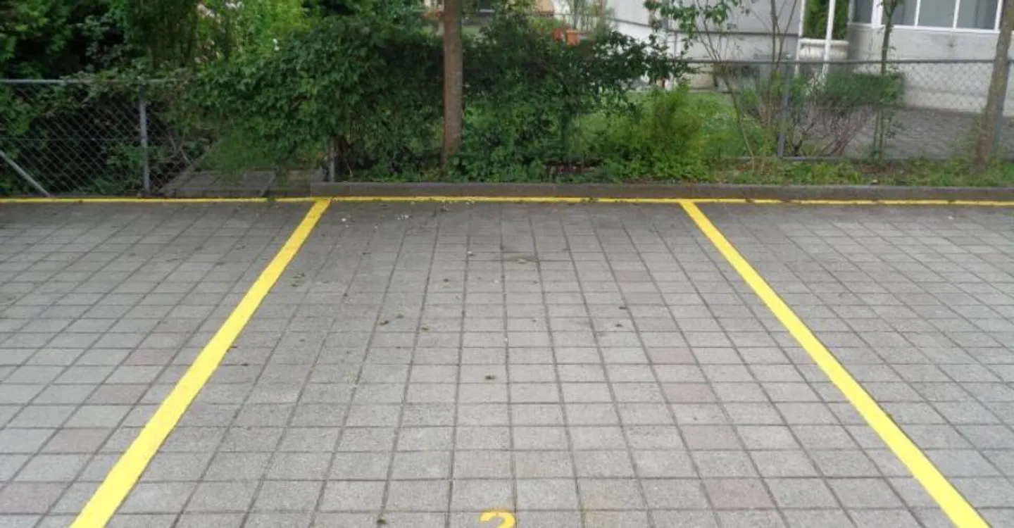 Außenparkplatz in der Stadt Delémont zu vermieten - Foto 2 von 4
