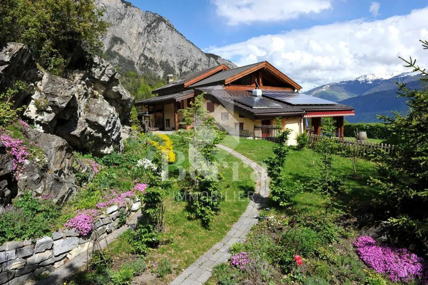 Belle maison dans un environnement charmant - Photo 1 sur 13