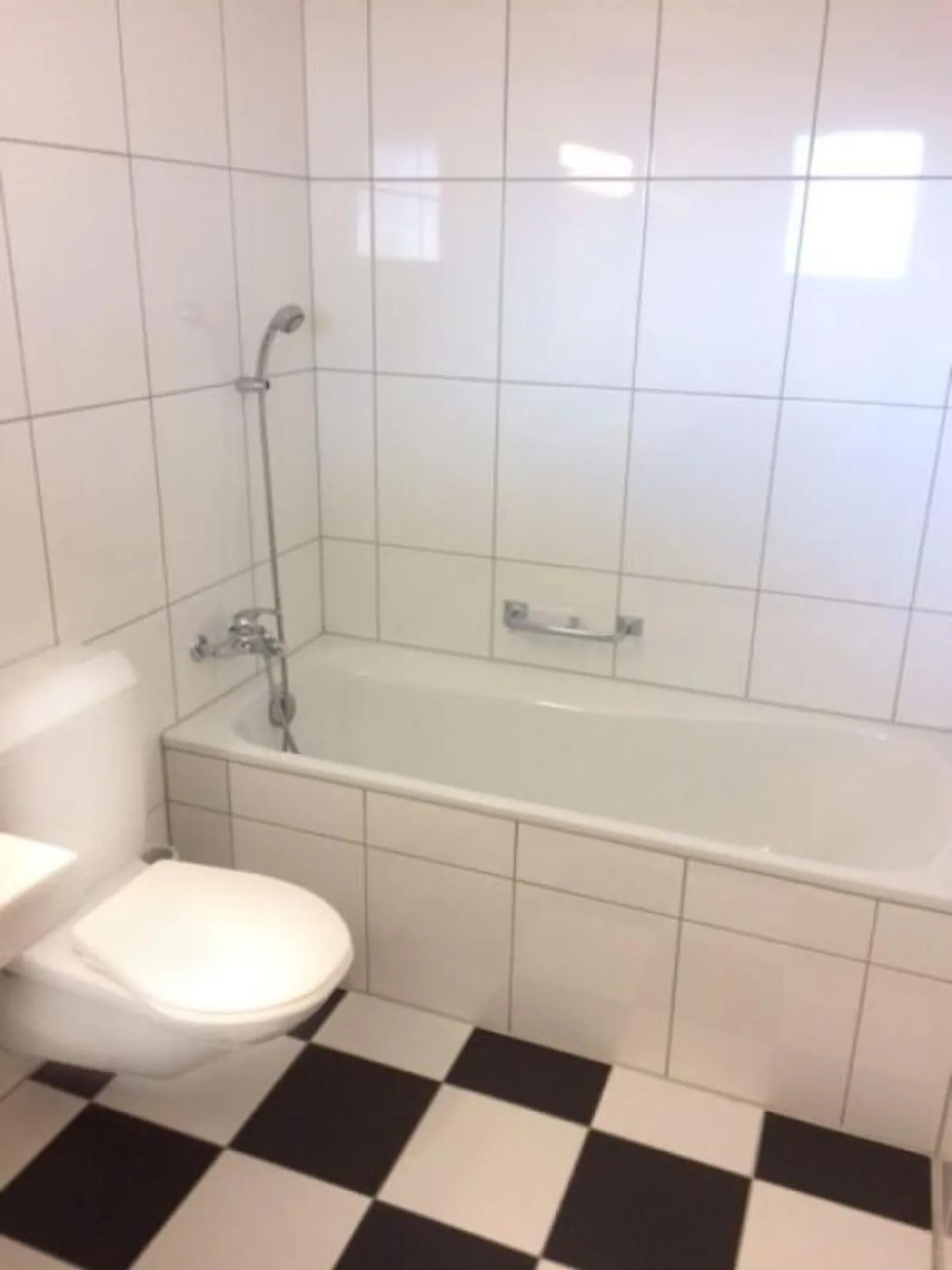 Appartement lumineux au centre de Sarnen - Photo 4 sur 5