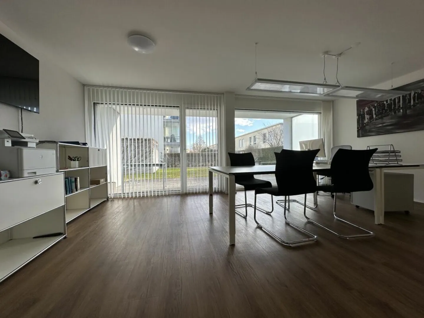 Great office spaces with WC, terrace, garden share, and parking space - Photo 2 of 11