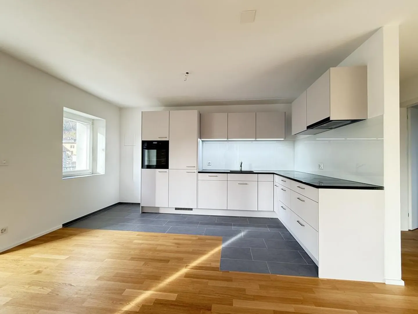 Prima locazione - Appartamento 3.5 locali in un contesto storico presso la Birs - Foto 2 di 10