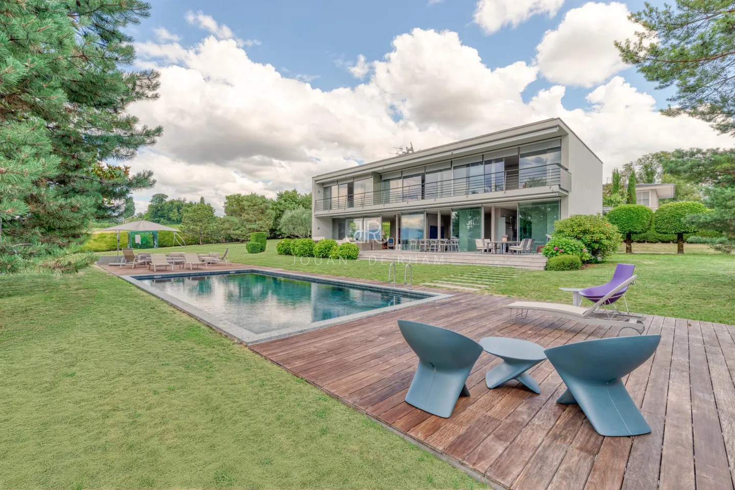 COLOGNY: Bella casa con posizione ideale e vista sul lago - Foto 1 di 6