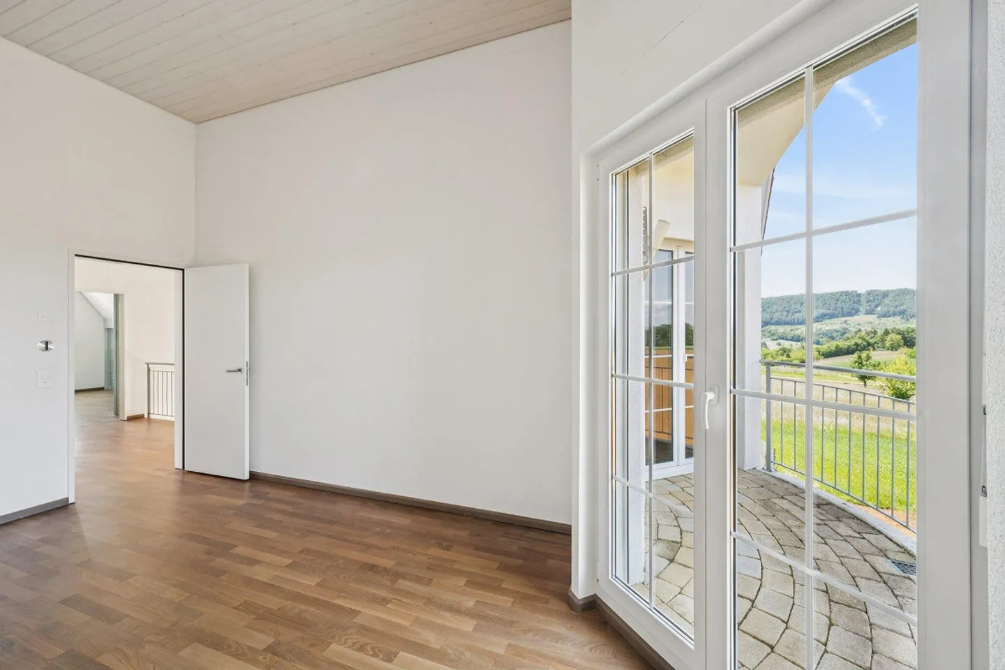 Pace, Comfort e Qualità della Vita Perfettamente Combinati - Foto 13 di 18