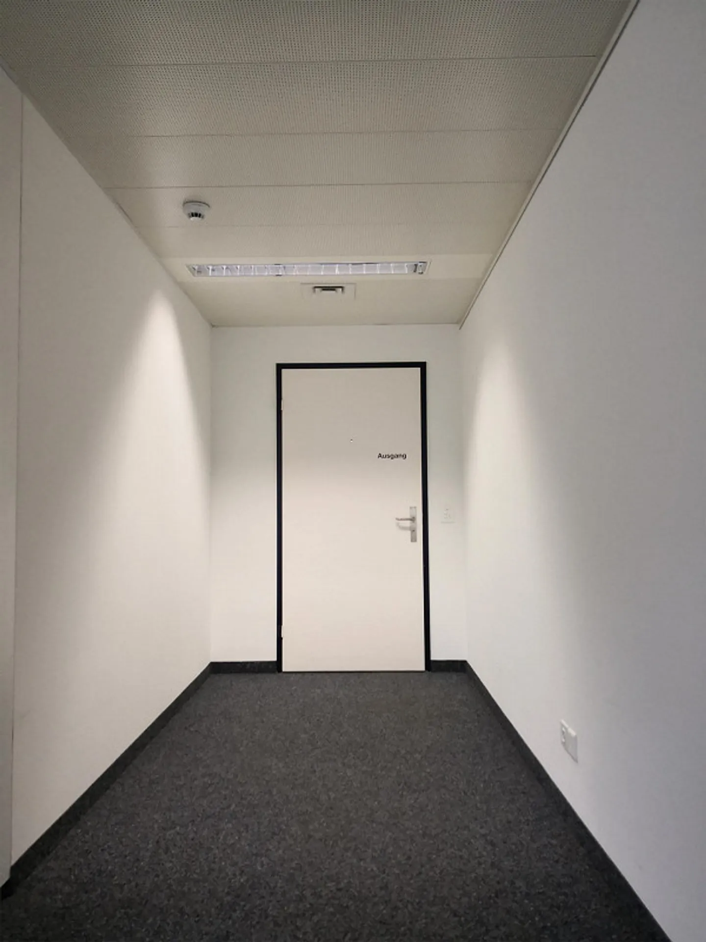 Moderner Büroraum in Aarau - Foto 6 von 7