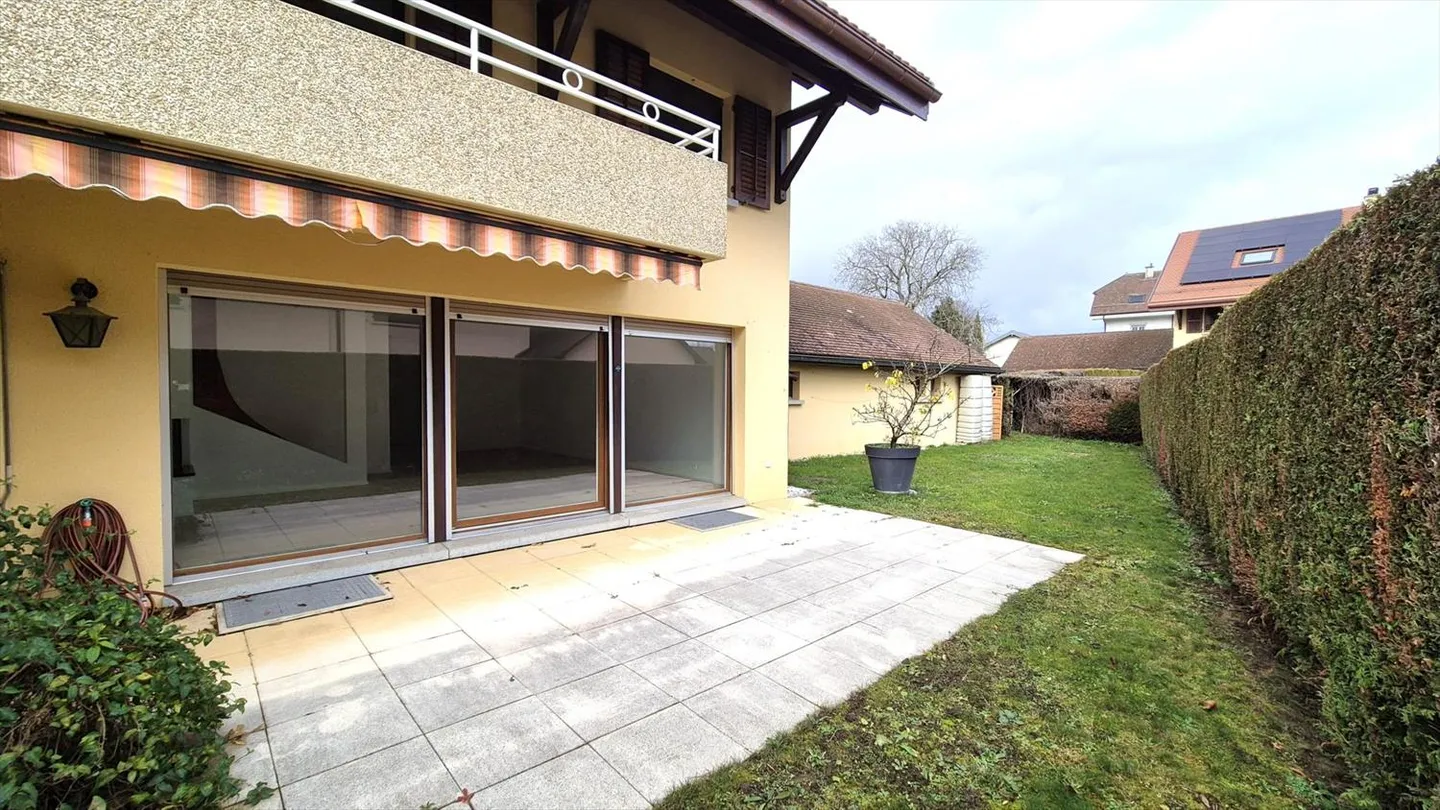 Charming house for rent in Chéserex - Photo 2 of 13