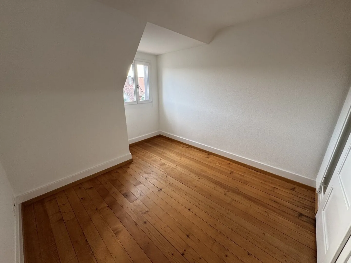 Mansardenzimmer in der Länggasse - Foto 2 von 2