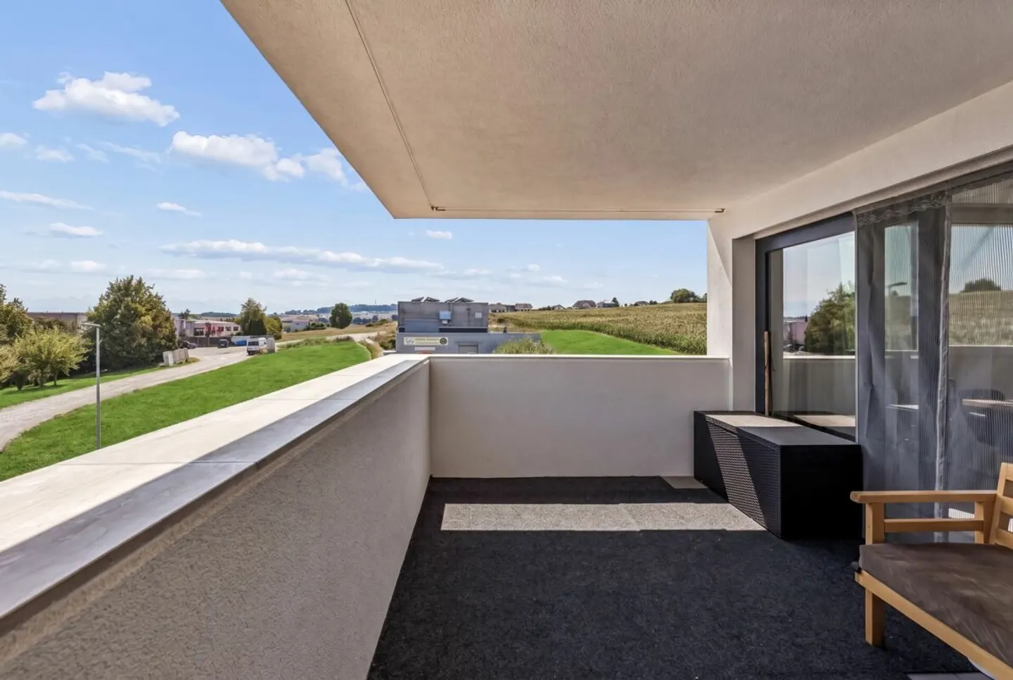 Propriété résidentielle et commerciale moderne avec un concept d'utilisation polyvalent - Photo 8 sur 17