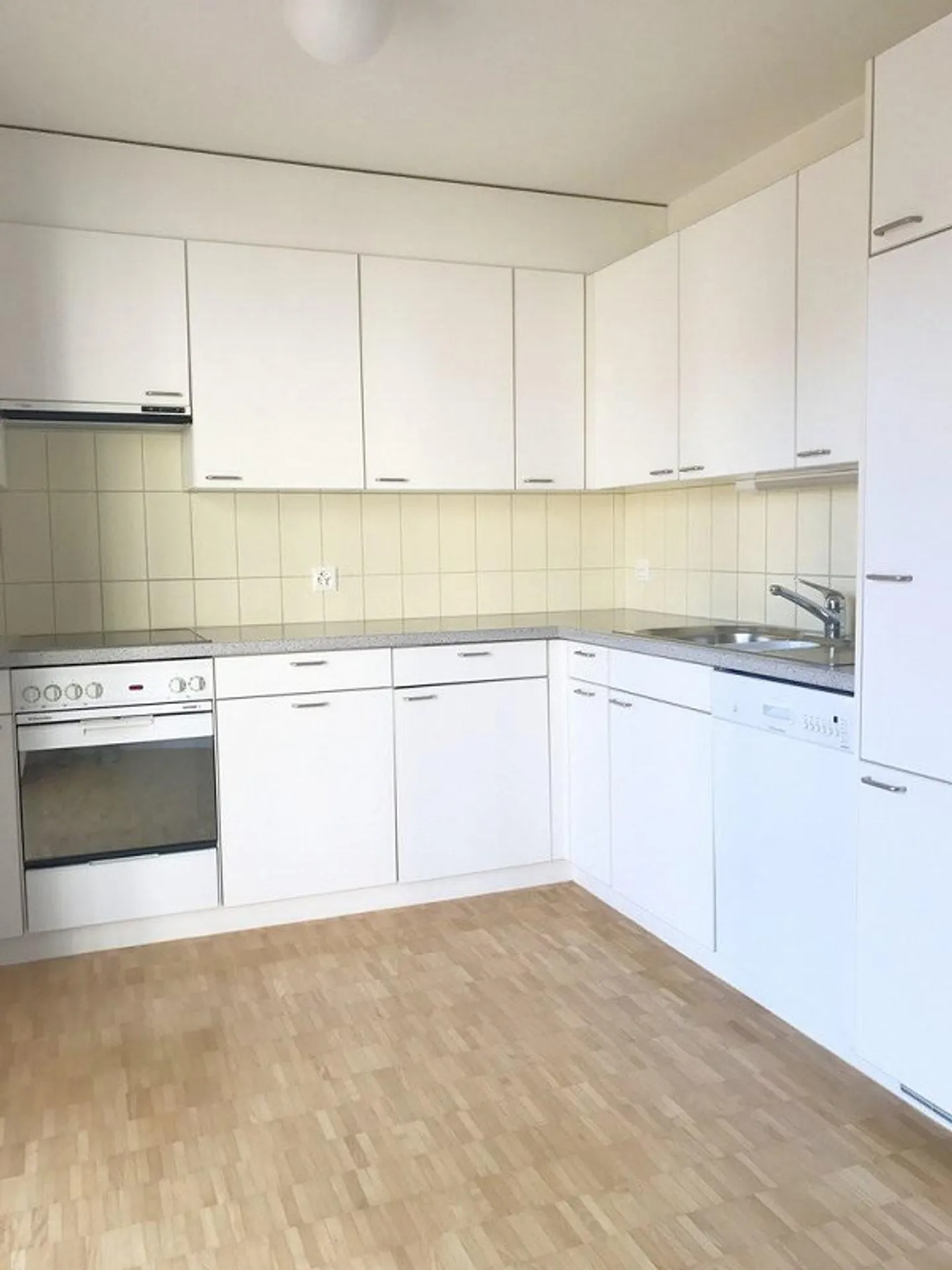 AFFITTARE SENZA CAUZIONE - Vivere in una posizione tranquilla e rurale - Foto 3 di 7