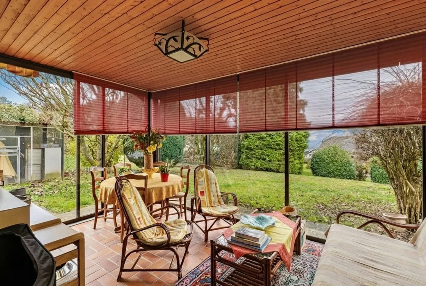 Rare villa individuelle avec studio indépendant &amp; vaste jardin - Photo 16 sur 17