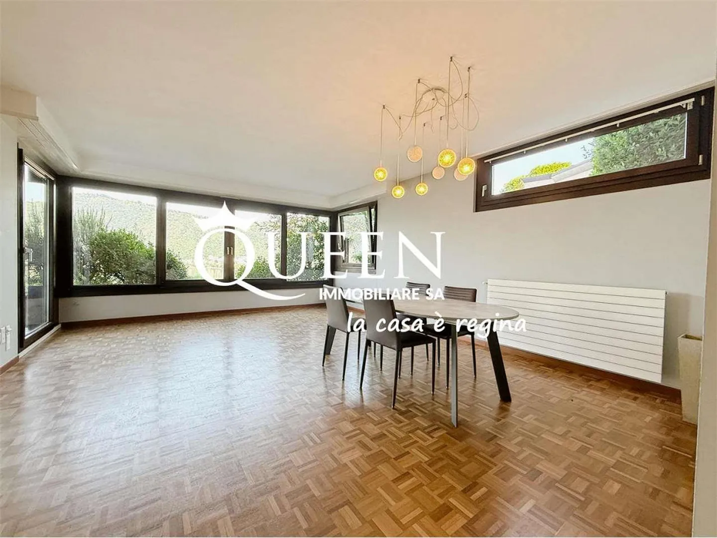 Bissone : Appartement 4.5 pièces, 150 m², vue sur le lac, jardin, portique - Photo 4 sur 13