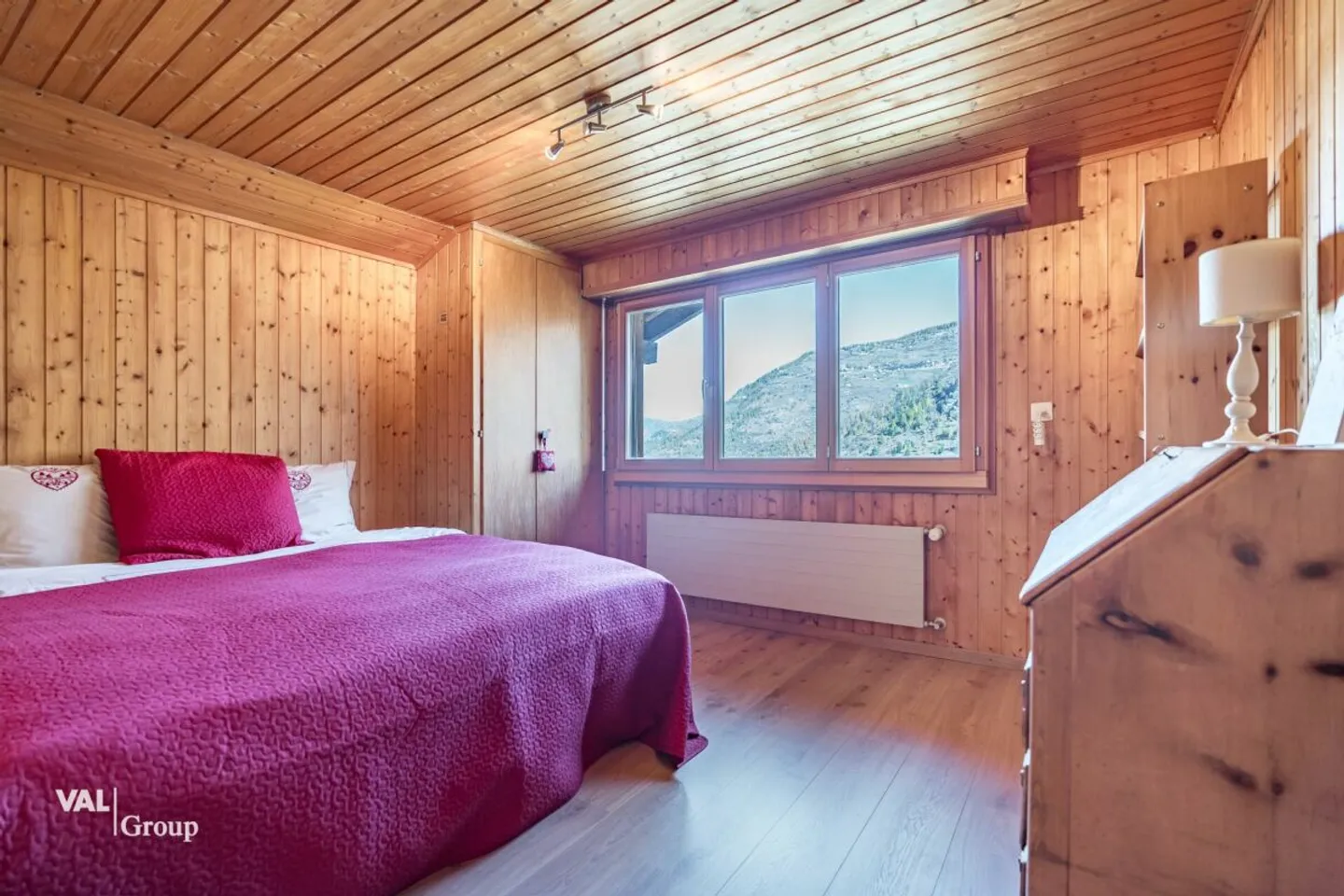 Authentizität und Süße des Lebens im Herzen von Euseigne für diese 6.5-Zimmer-Wohnung - Foto 13 von 19