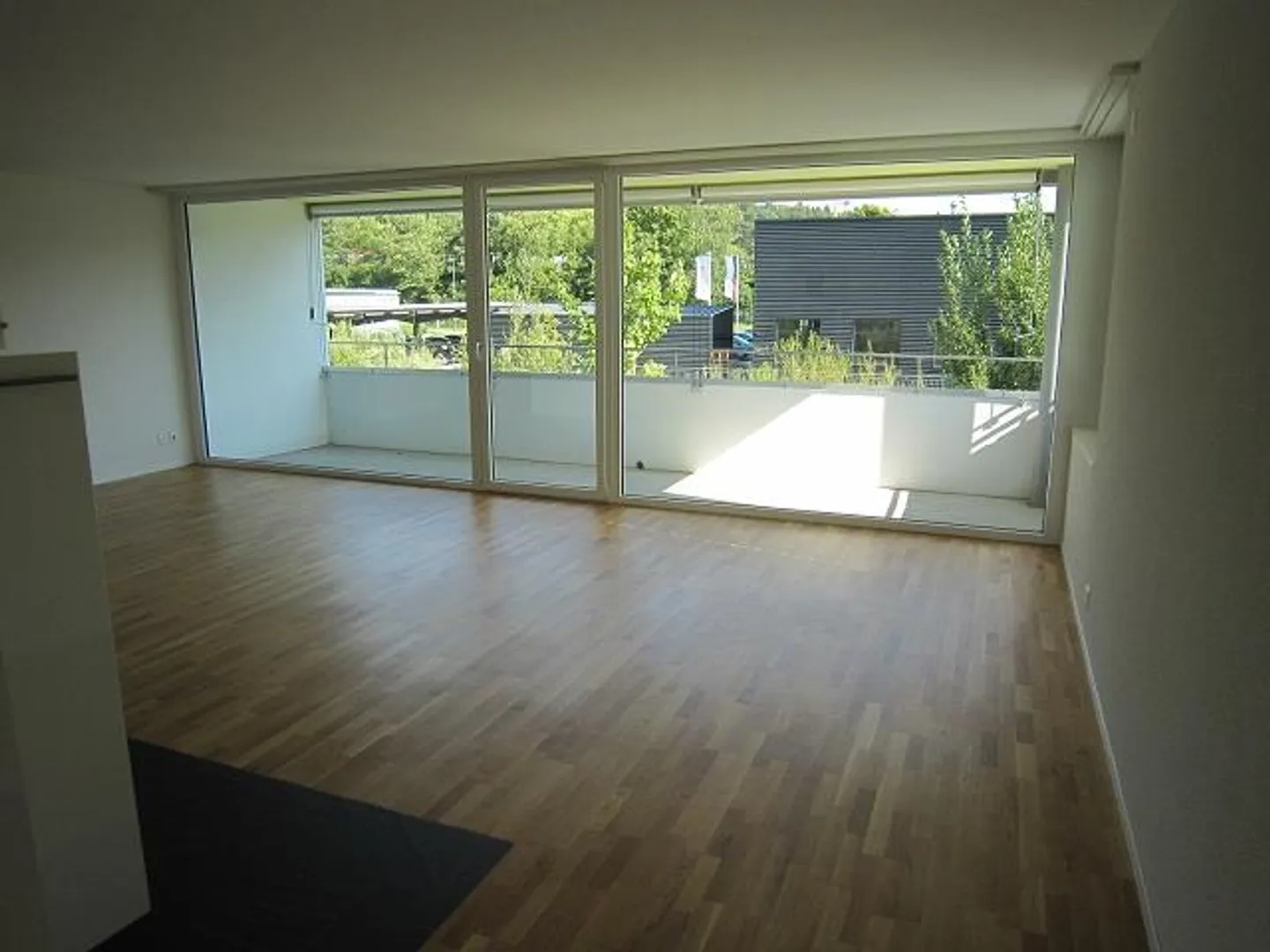 Helle Wohnung mit Balkon - Foto 4 von 7