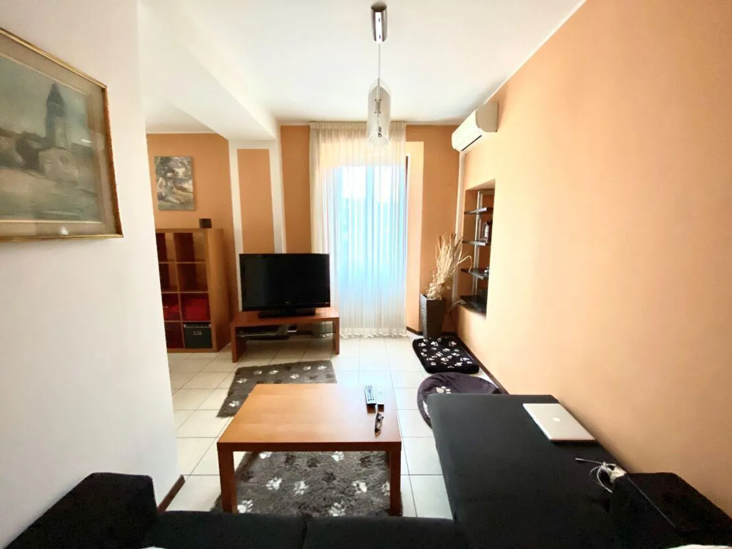 Haus mit drei Wohnungen für Einkommensinvestitionen - Foto 4 von 13