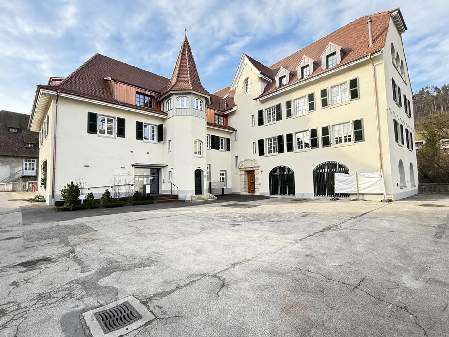 Appartamento di nuova costruzione in un ensemble di castelli storici, a 20 min da Basilea - Foto 1 di 11