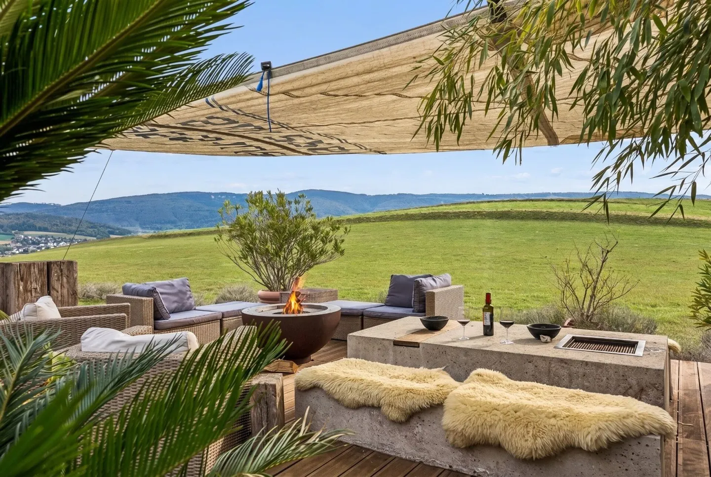 Wunderschöne Villa mit Schwimmbad und exklusiver Master-Suite - Foto 2 von 27
