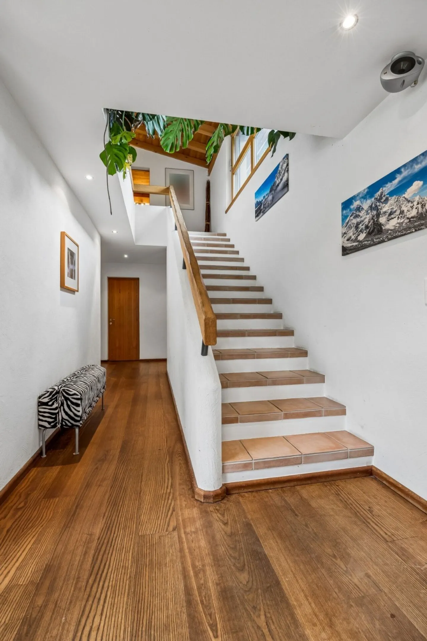 Wunderschöne Villa mit Schwimmbad und exklusiver Master-Suite - Foto 3 von 27