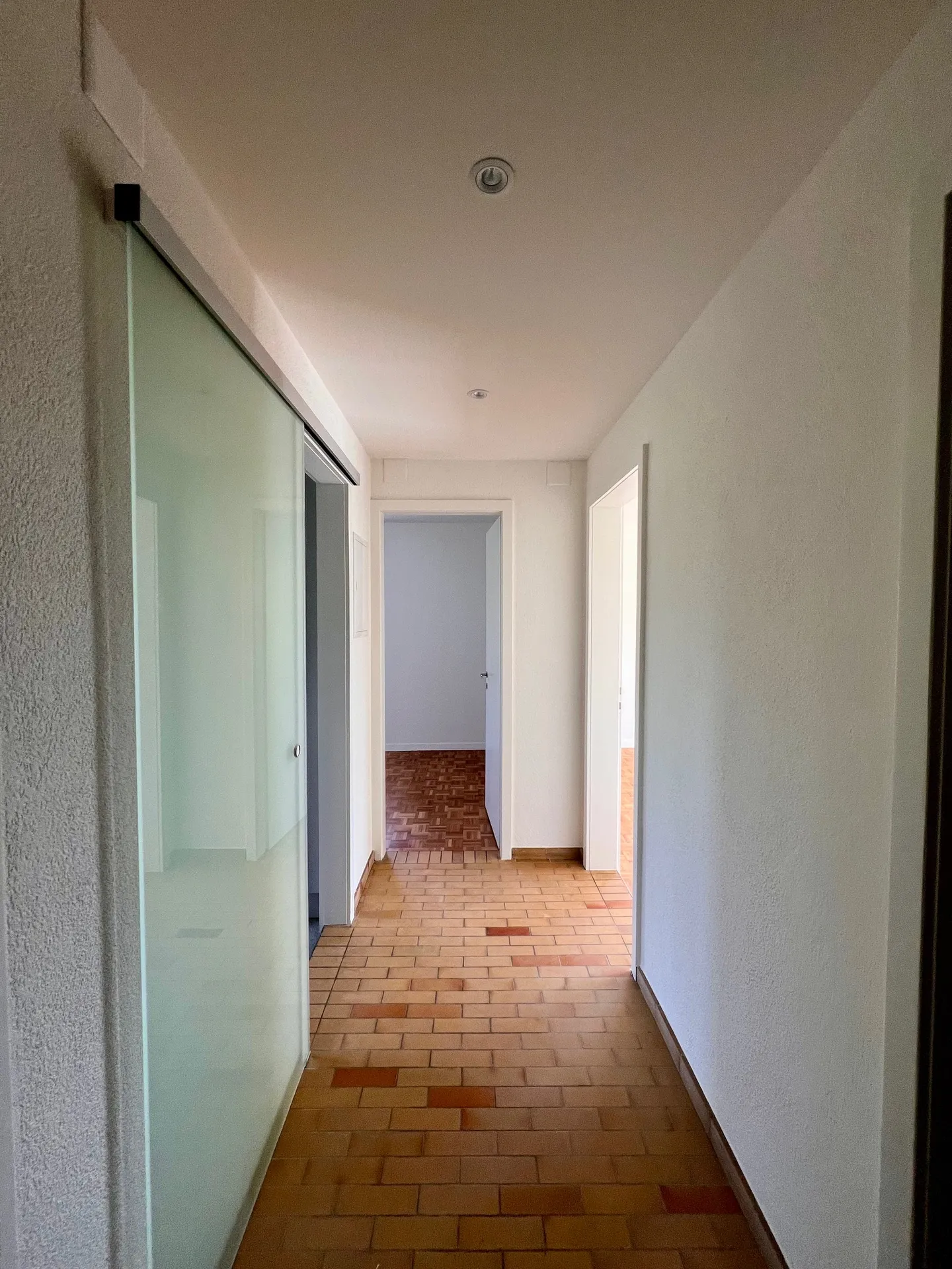 Appartement à louer - Photo 3 sur 8