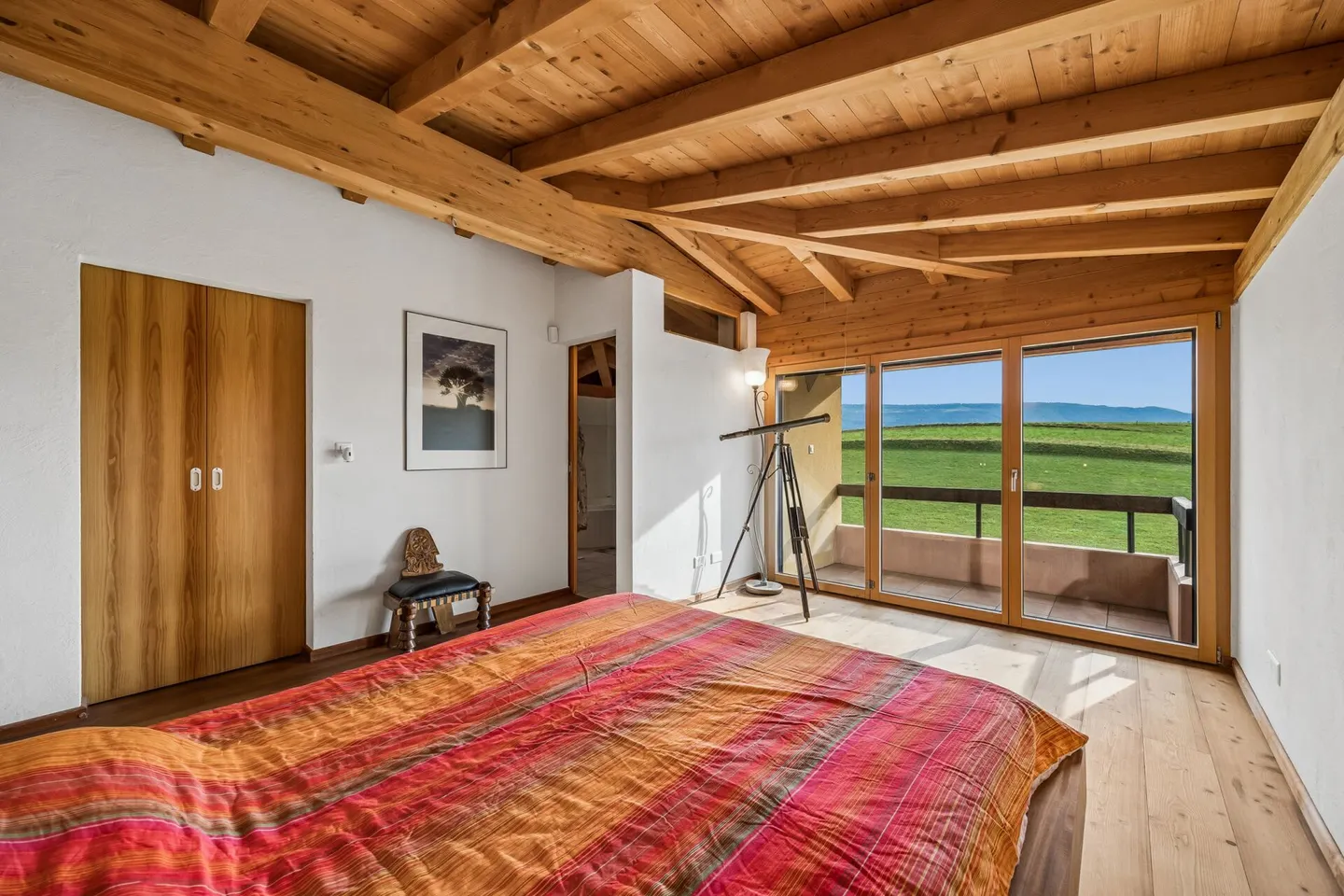 Wunderschöne Villa mit Schwimmbad und exklusiver Master-Suite - Foto 13 von 27