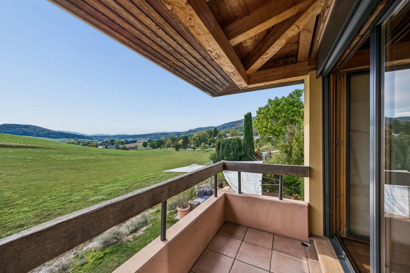 Wunderschöne Villa mit Schwimmbad und exklusiver Master-Suite - Foto 16 von 27