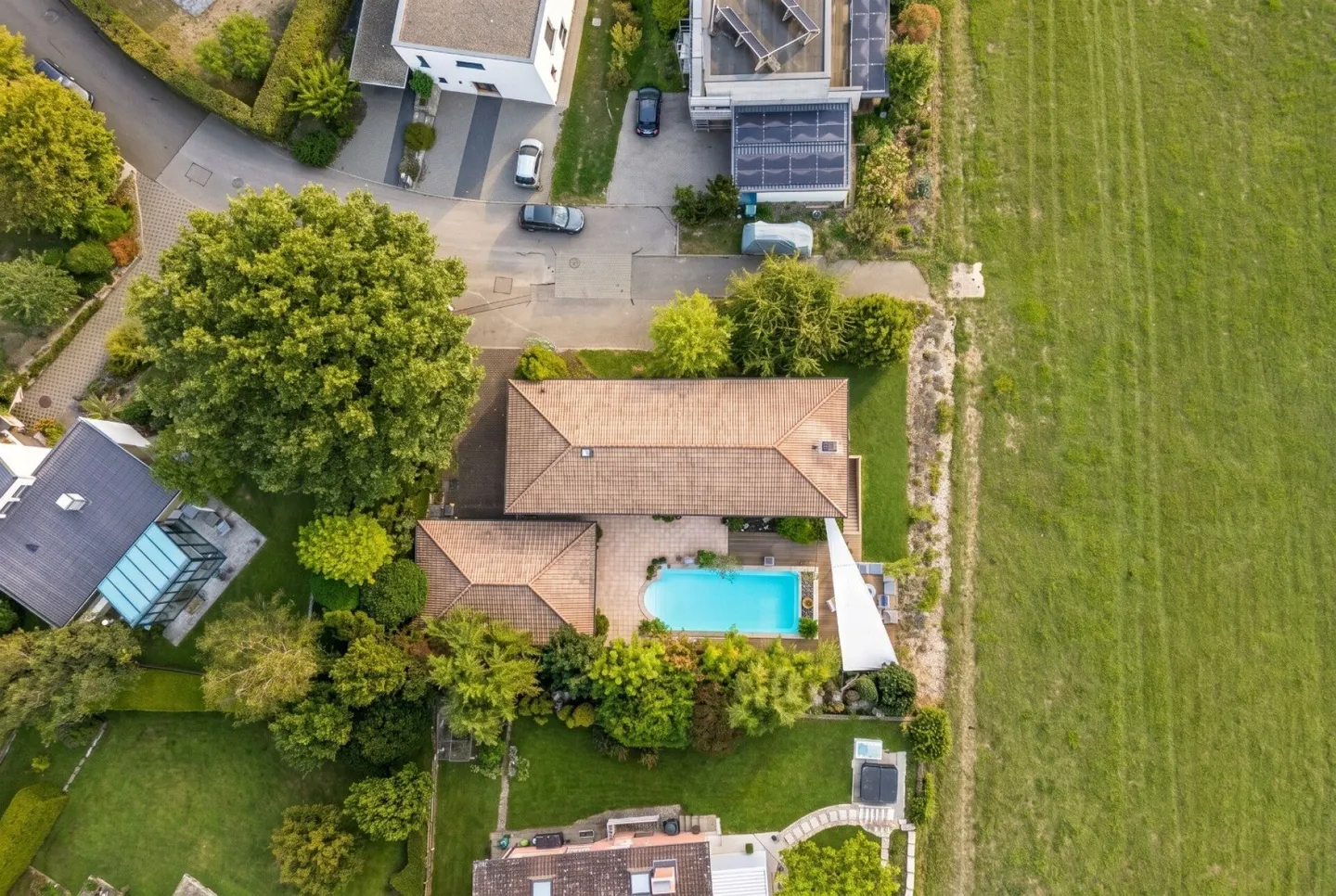 Wunderschöne Villa mit Schwimmbad und exklusiver Master-Suite - Foto 26 von 27