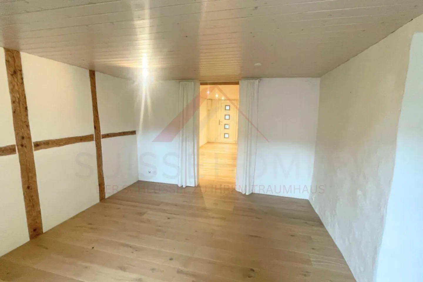 Maison spacieuse à deux générations à Grenchen - 14,5 pièces, grand terrain et potentiel polyvalent - Photo 13 sur 22