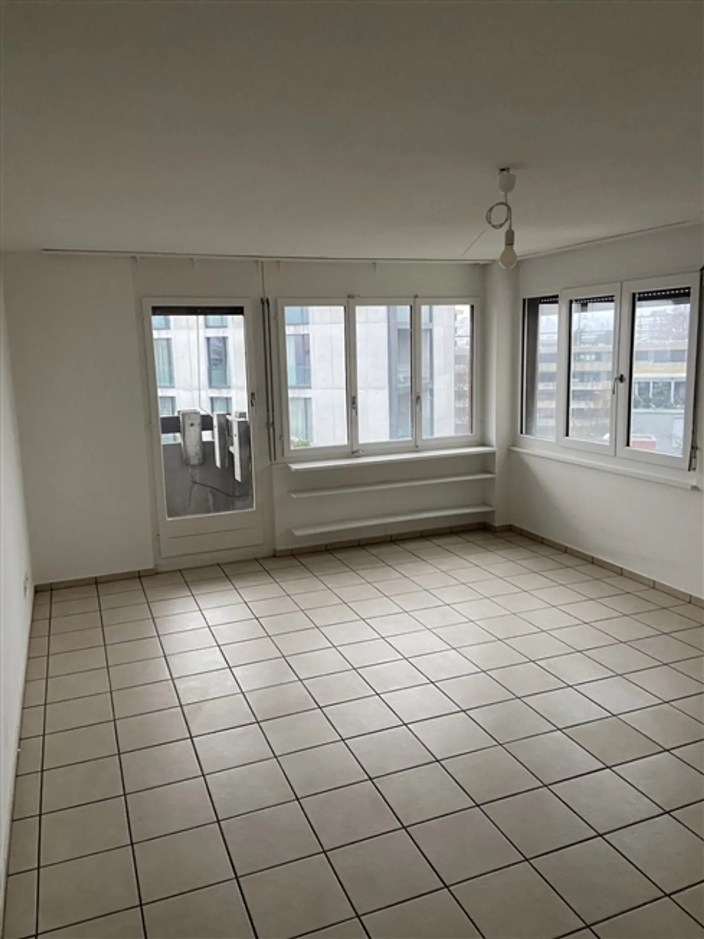 Appartement à louer, Jurastrasse 48, 2503 Biel, Suisse, à Biel/Bienne, Suisse - Photo 4 sur 6