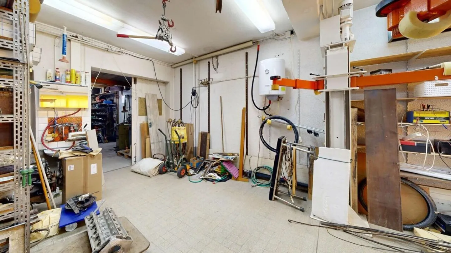 Casa Unica con Officina - Foto 24 di 31