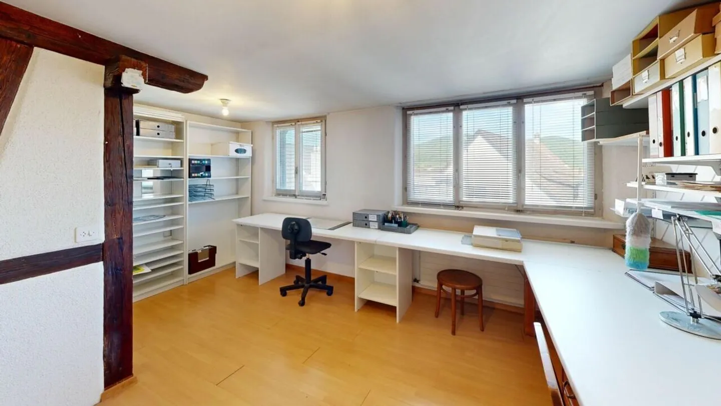 Casa Unica con Officina - Foto 18 di 31