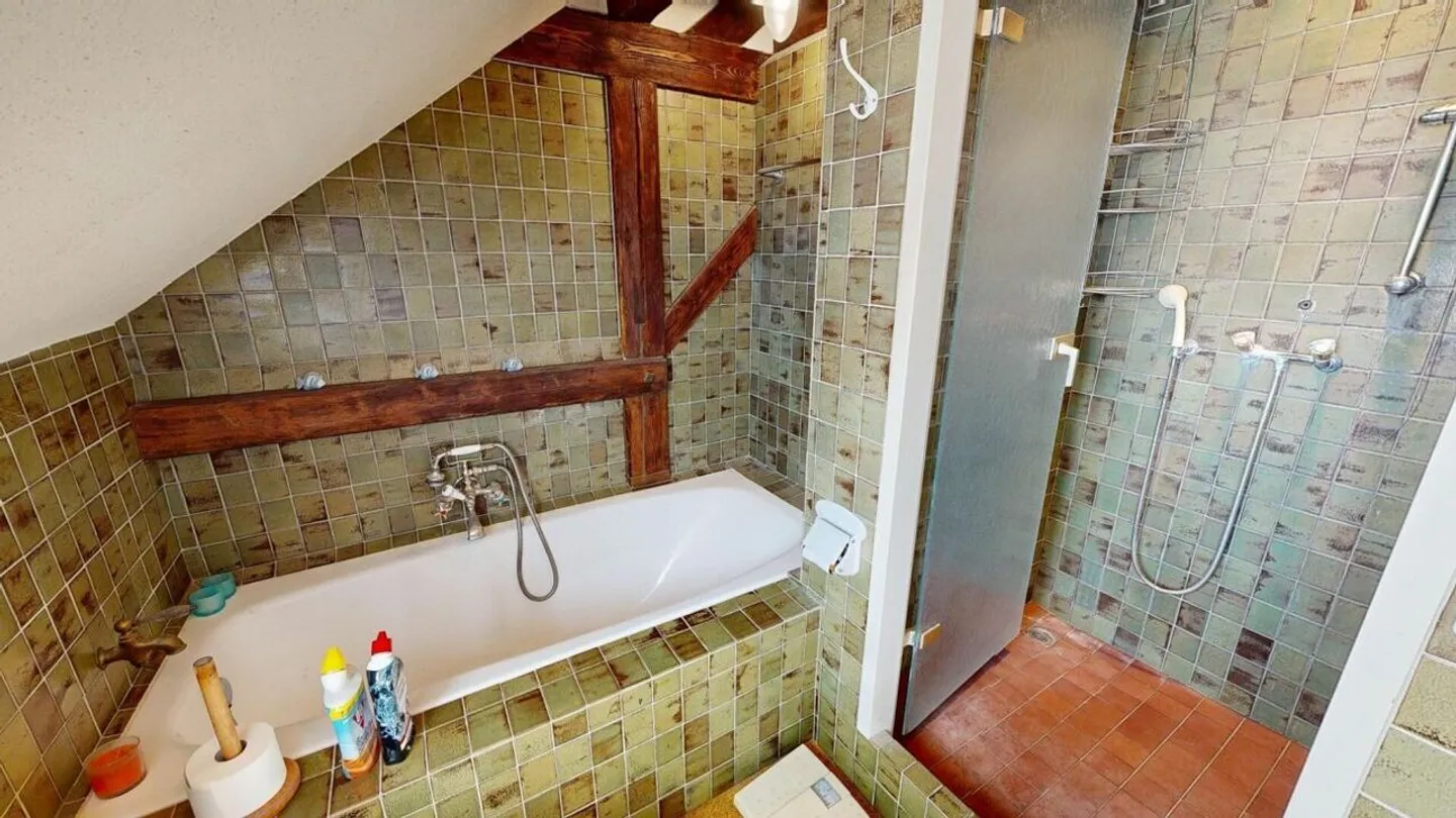 Casa Unica con Officina - Foto 21 di 31