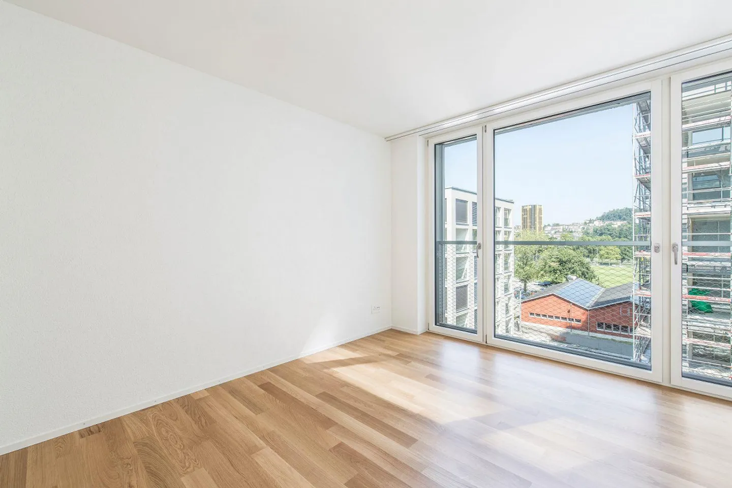 Living in Matteo - Modern and Spacious Apartment - Photo 3 of 4