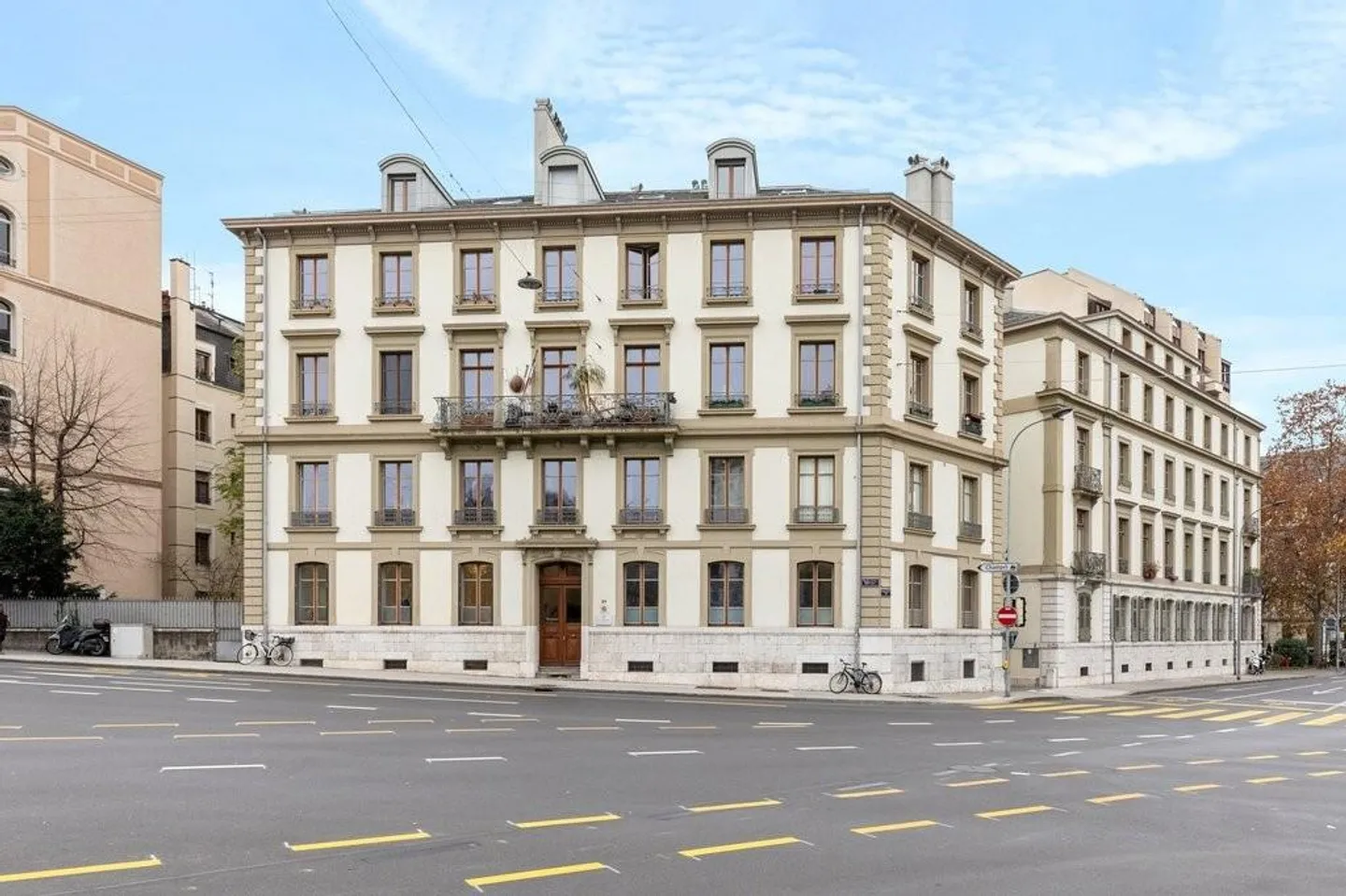 Rent without deposit - Bright apartment in the city center - Photo 1 of 7