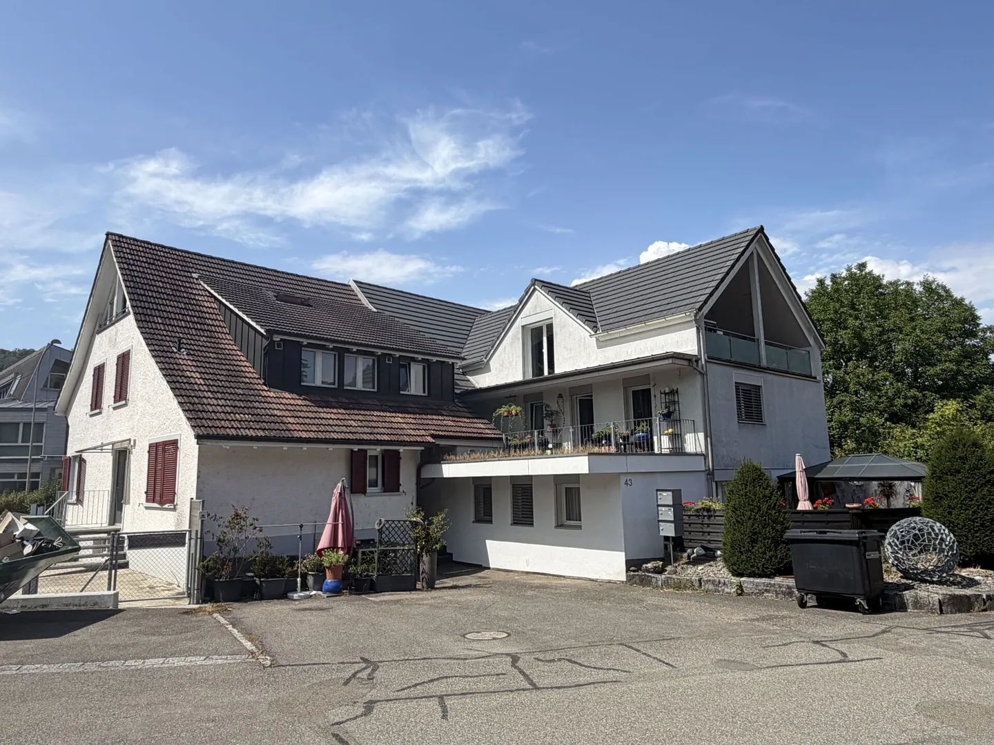 Appartement en duplex de 4,5 pièces incluant une place de parking - Photo 9 sur 12