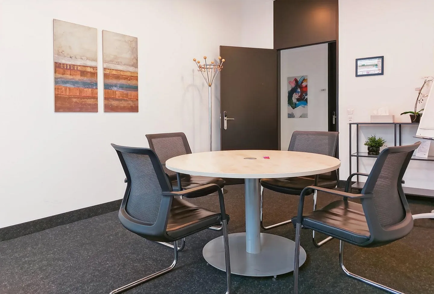 Spazio ufficio privato per 30 persone presso Regus Letzigrund Altstetten - Foto 5 di 10