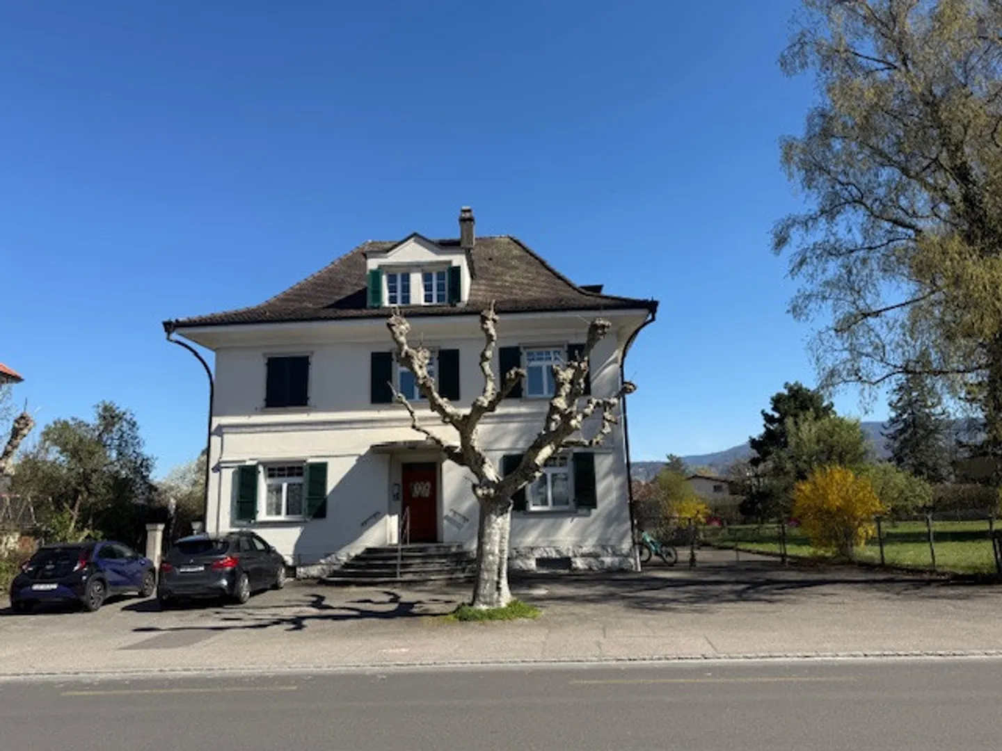 Master House - Photo 2 of 12