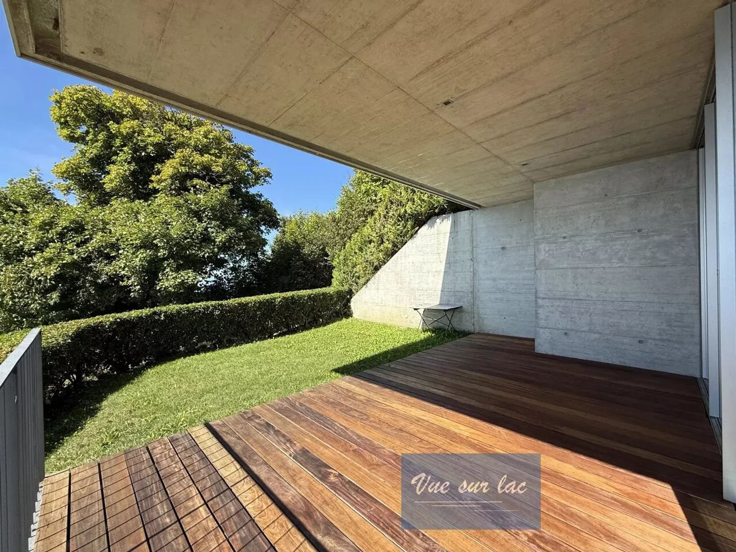 Spacieux appartement dans villa d'architecte, vue époustouflante! - Photo 4 sur 13